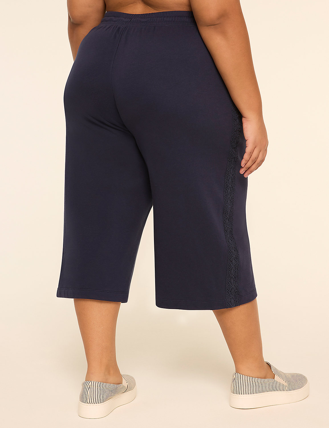 LIVI French Terry Relaxed Straight Capri Product Image 2