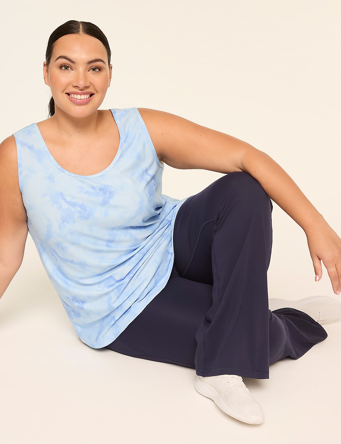 LIVI Soft Cross-Back Tank Product Image 3