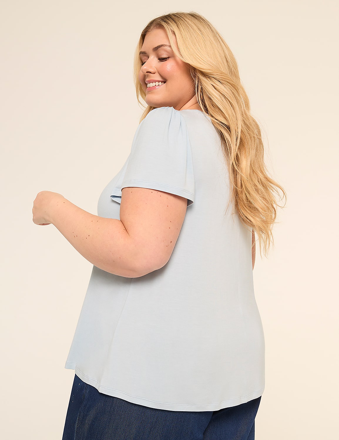 DreamFeel Short-Sleeve Crew-Neck Tee Product Image 2