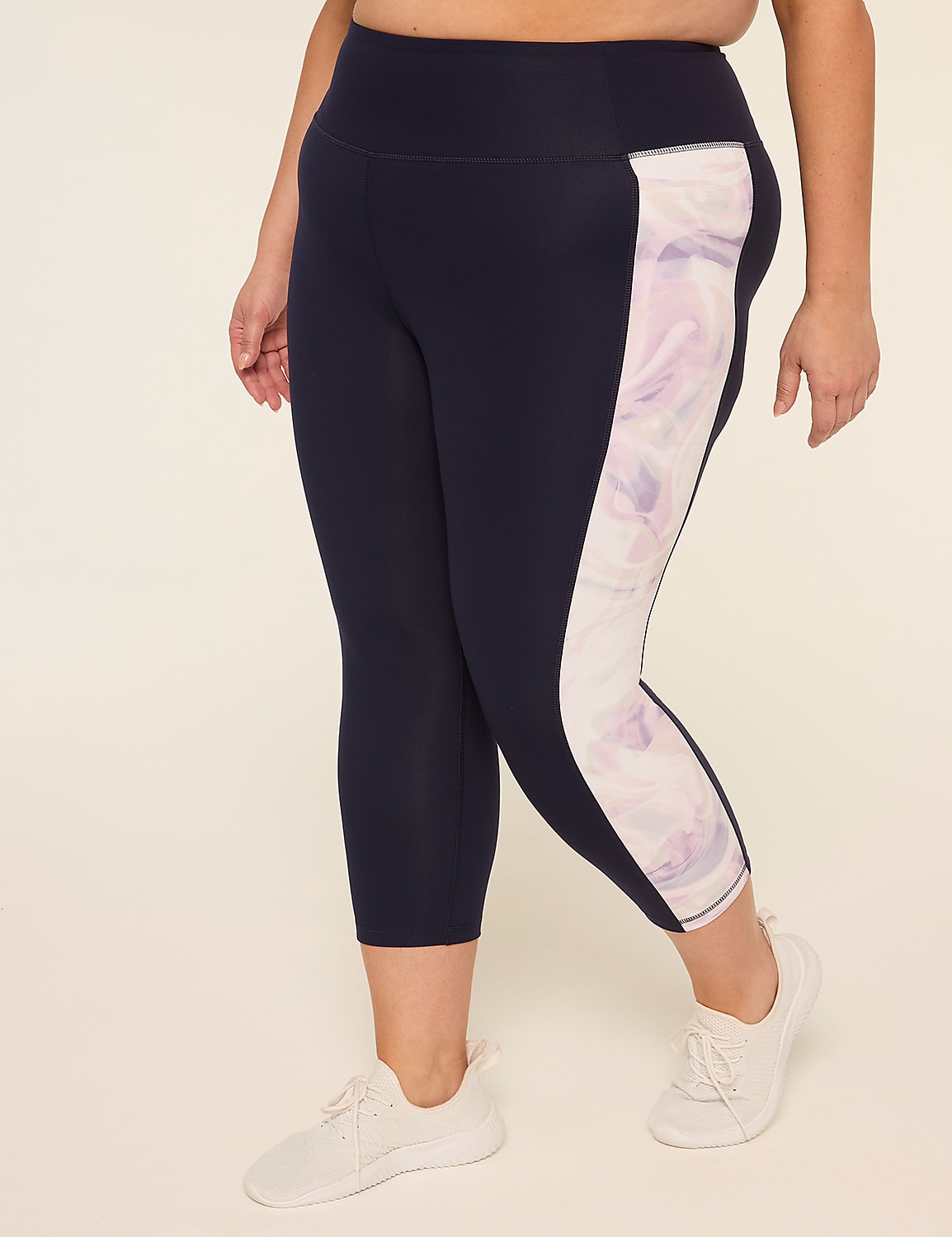 LIVI Soft Colorblock 21" Capri Legging Product Image 1