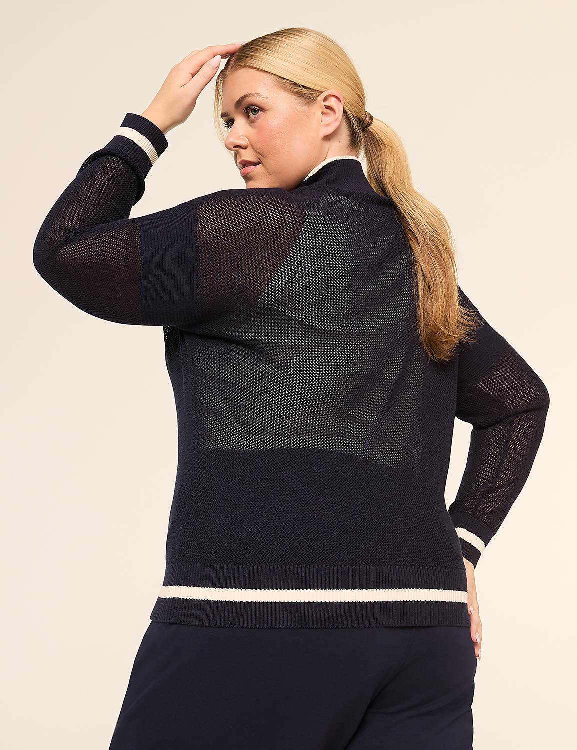 LIVI Half-Zip Sweater Pullover Product Image 2