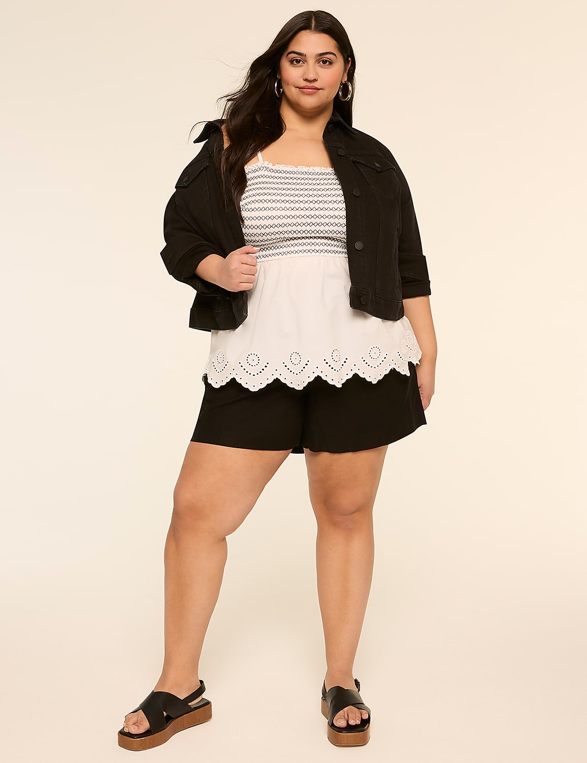 Slub Relaxed Pull-On 5-5" Short Product Image 3