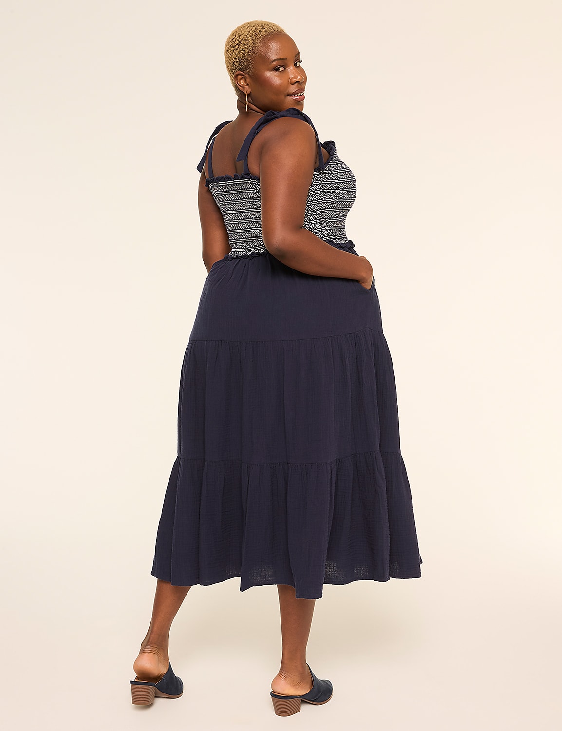 Tie-Strap Smocked-Bodice Maxi Dress Product Image 2