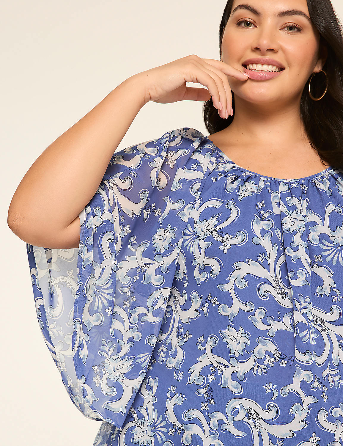 Relaxed Circle Popover Blouse Product Image 4