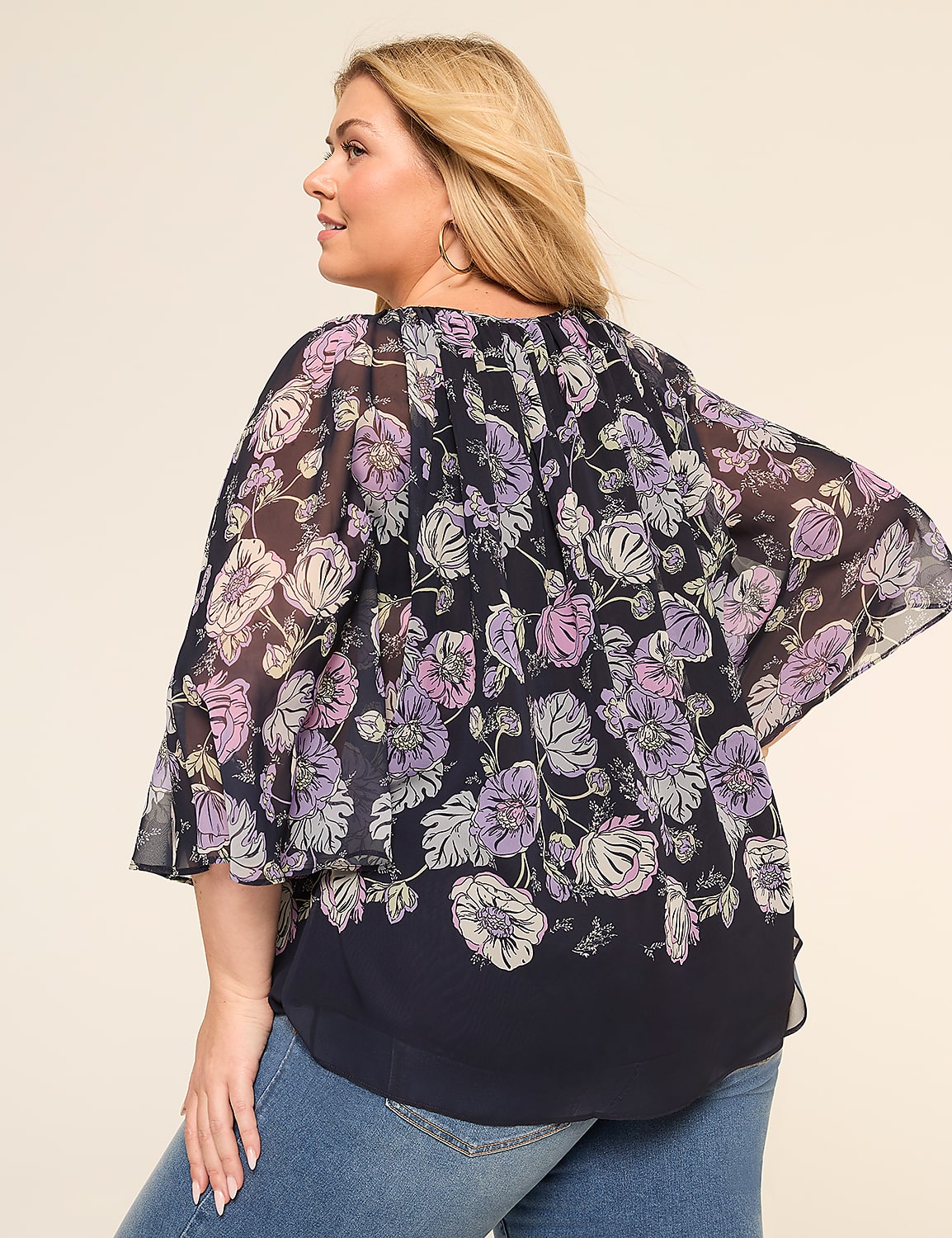 Relaxed Circle Popover Blouse Product Image 2