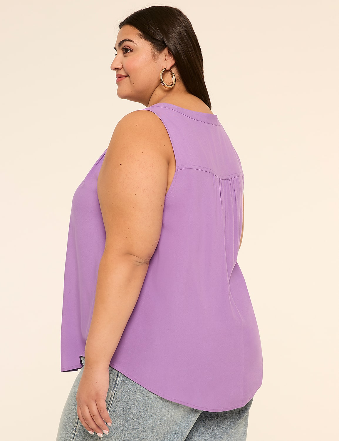 V-Neck Tank Product Image 2