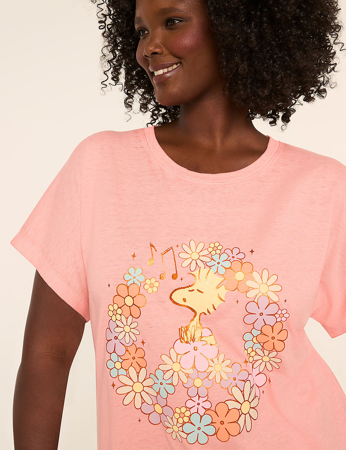 Woodstock Peace Symbol Graphic Tee Product Image 4