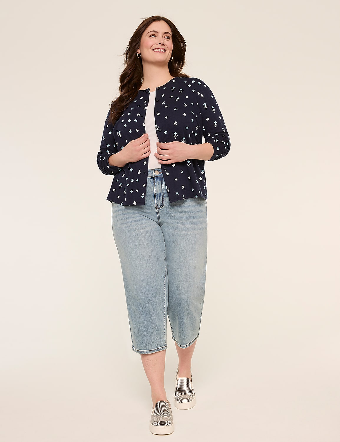 Crew-Neck Button-Front Cardigan Product Image 3