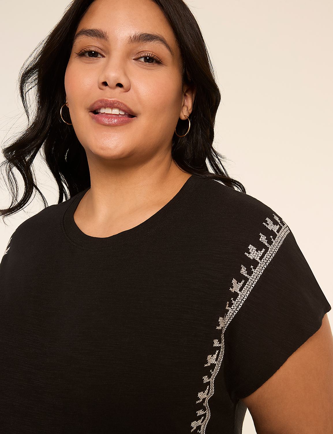 Embroidered Dolman-Sleeve Crew-Neck Top Product Image 4