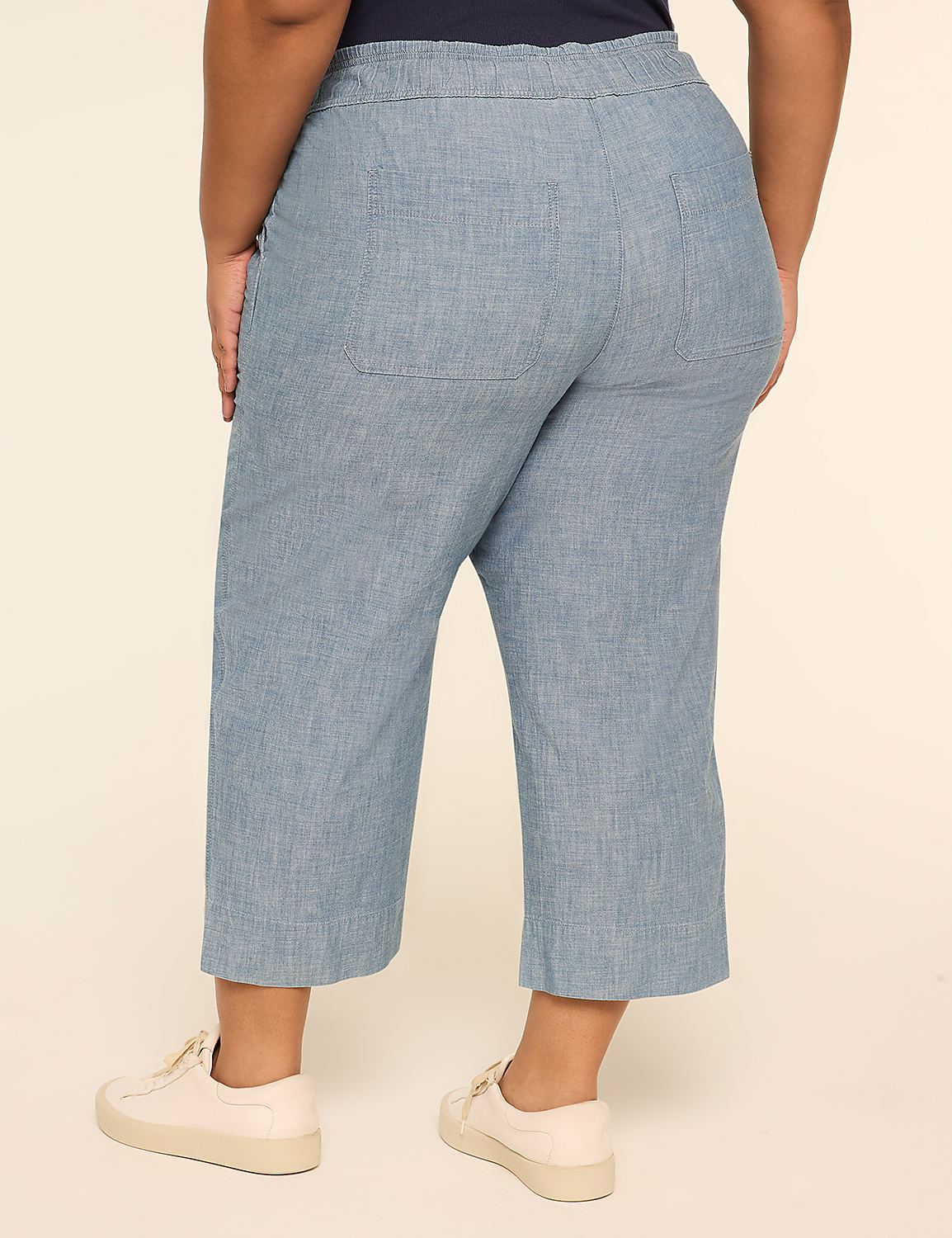 Chambray Pull-On Straight Leg Capri Pant Product Image 2