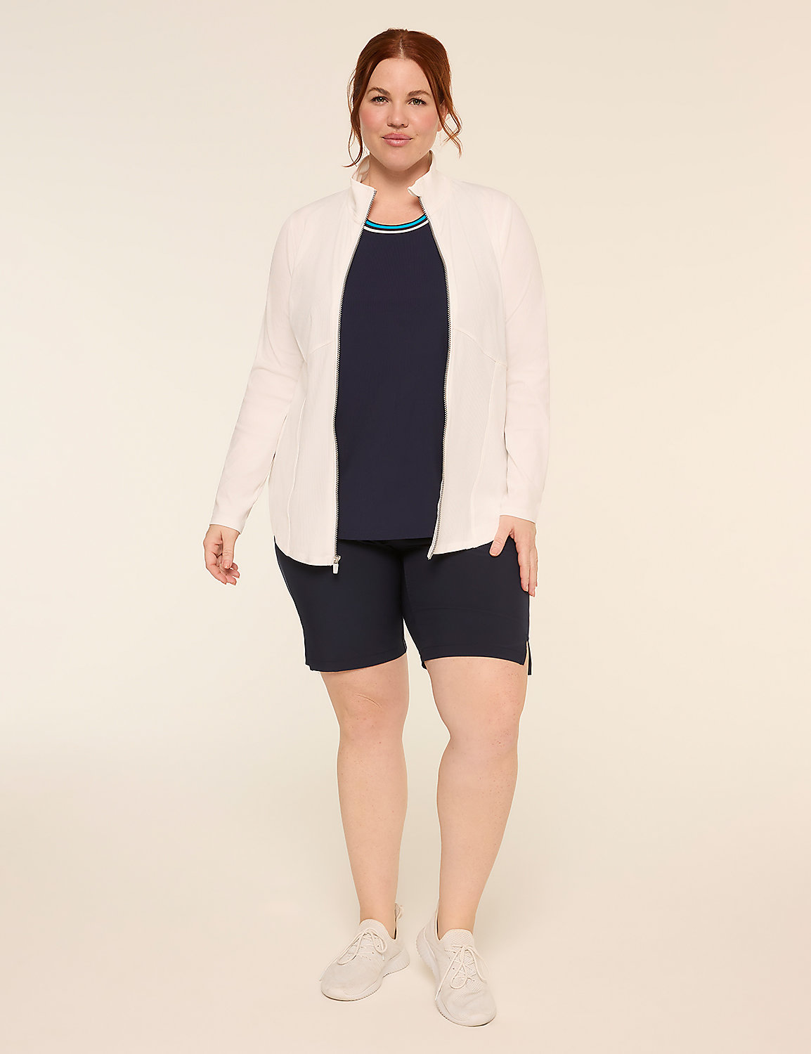 LIVI Stretch Woven Bermuda Short Product Image 5