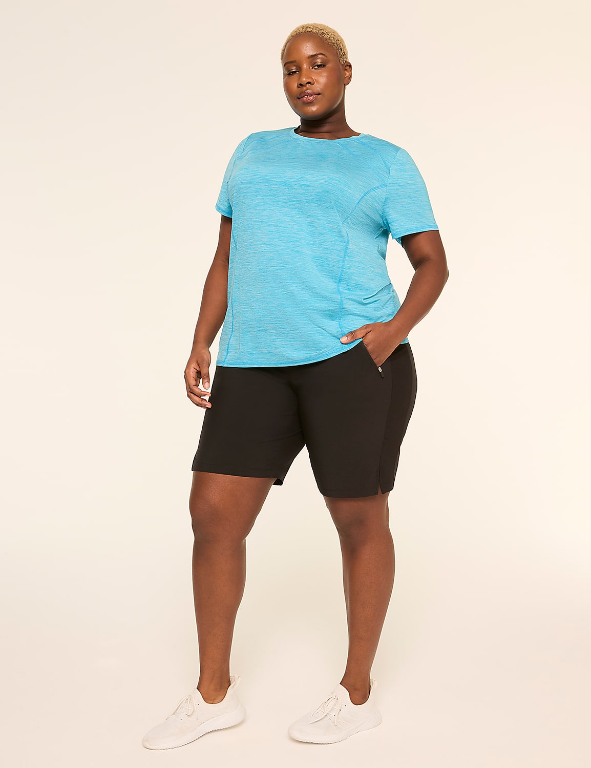 LIVI Stretch Woven Bermuda Short Product Image 6
