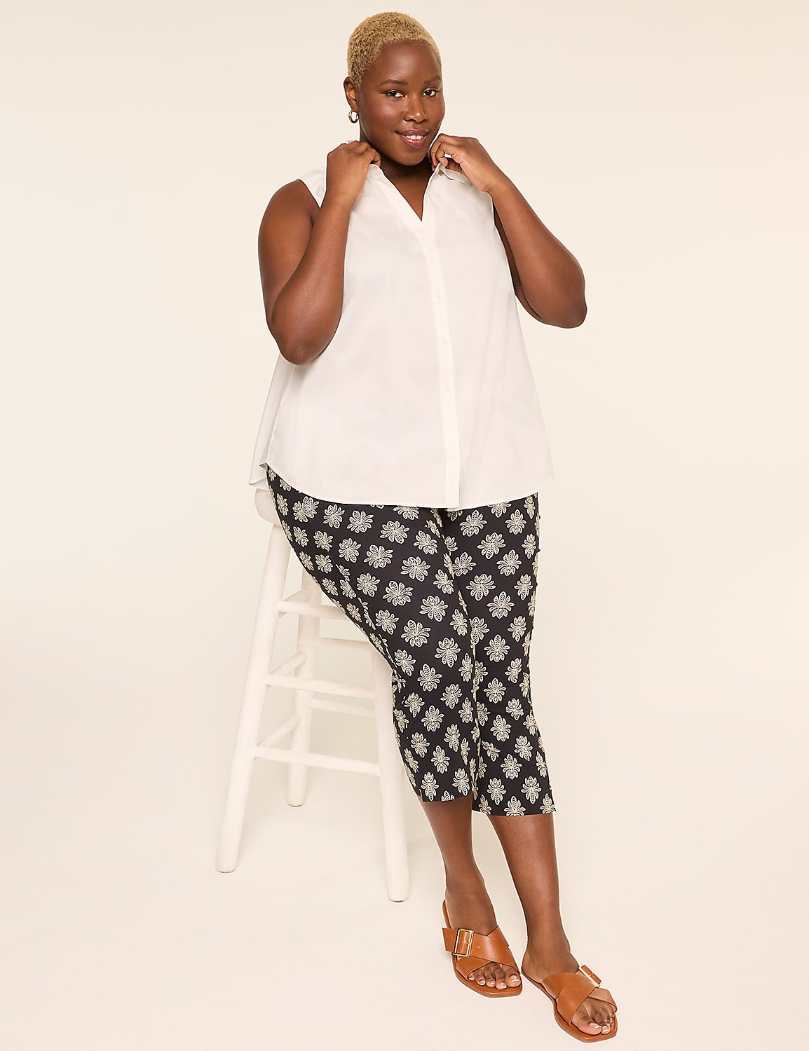 4-Season Slim Capri Pant Product Image 3
