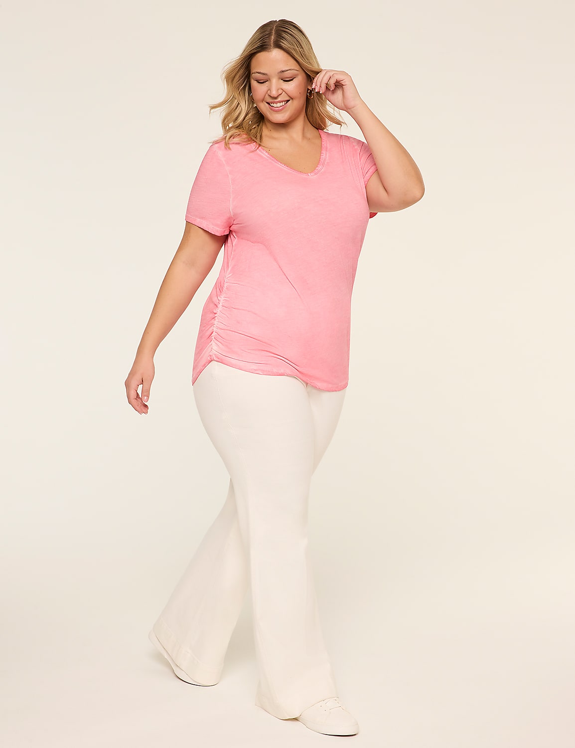 Short-Sleeve V-Neck Side-Ruched Tee Product Image 3