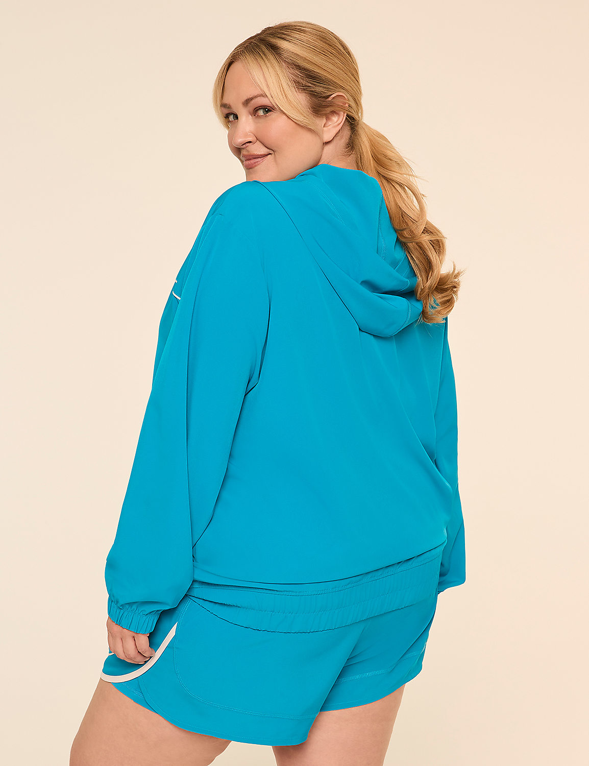 LIVI Full-Zip Hooded Stretch Woven Jacket Product Image 2