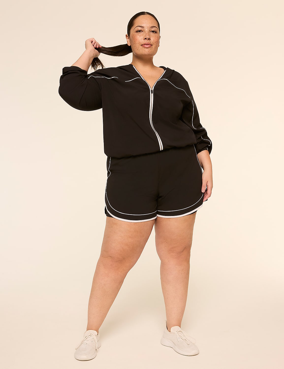 LIVI Stretch Woven Colorblock Short Product Image 3