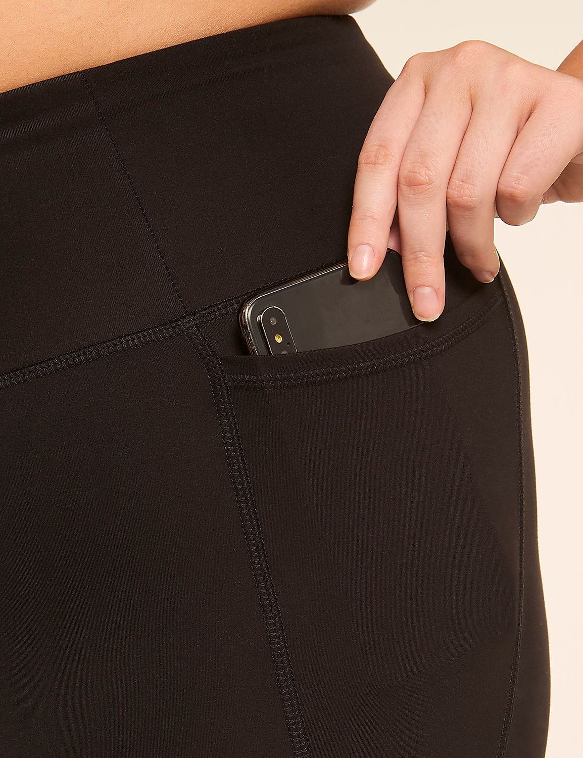 LIVI Soft Lace-Detail 21" Capri Legging Product Image 4
