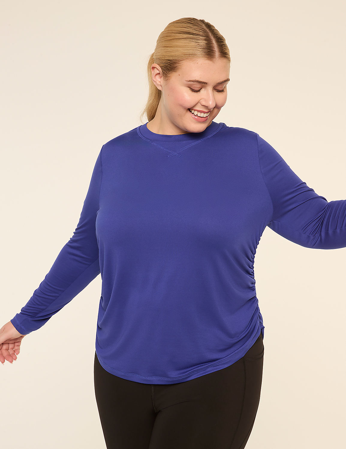 LIVI Soft Long-Sleeve Side-Ruched Tee Product Image 1