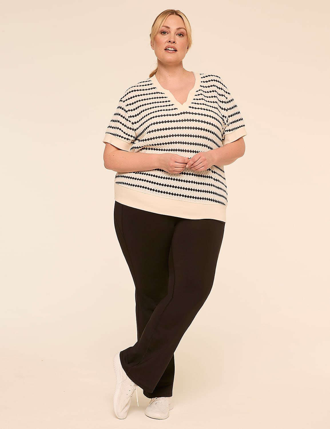 LIVI Go-Getter Wicking Bootcut Pant Product Image 3