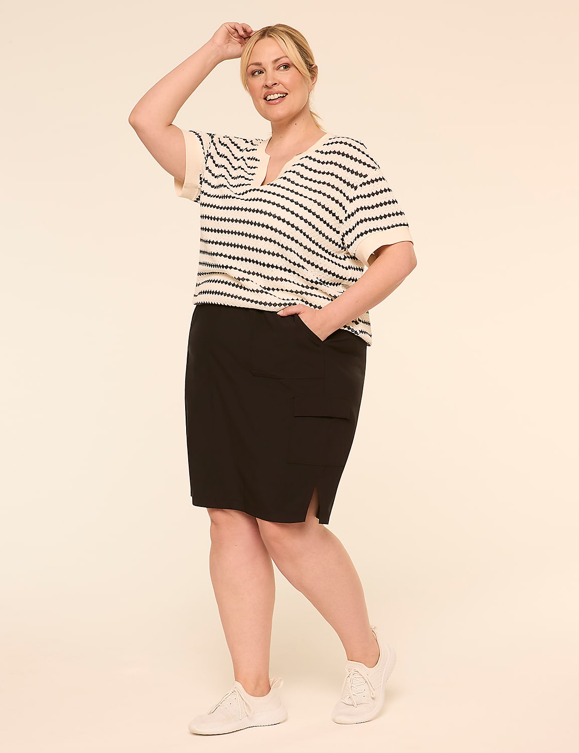 LIVI Stretch Woven Midi Skirt Product Image 3