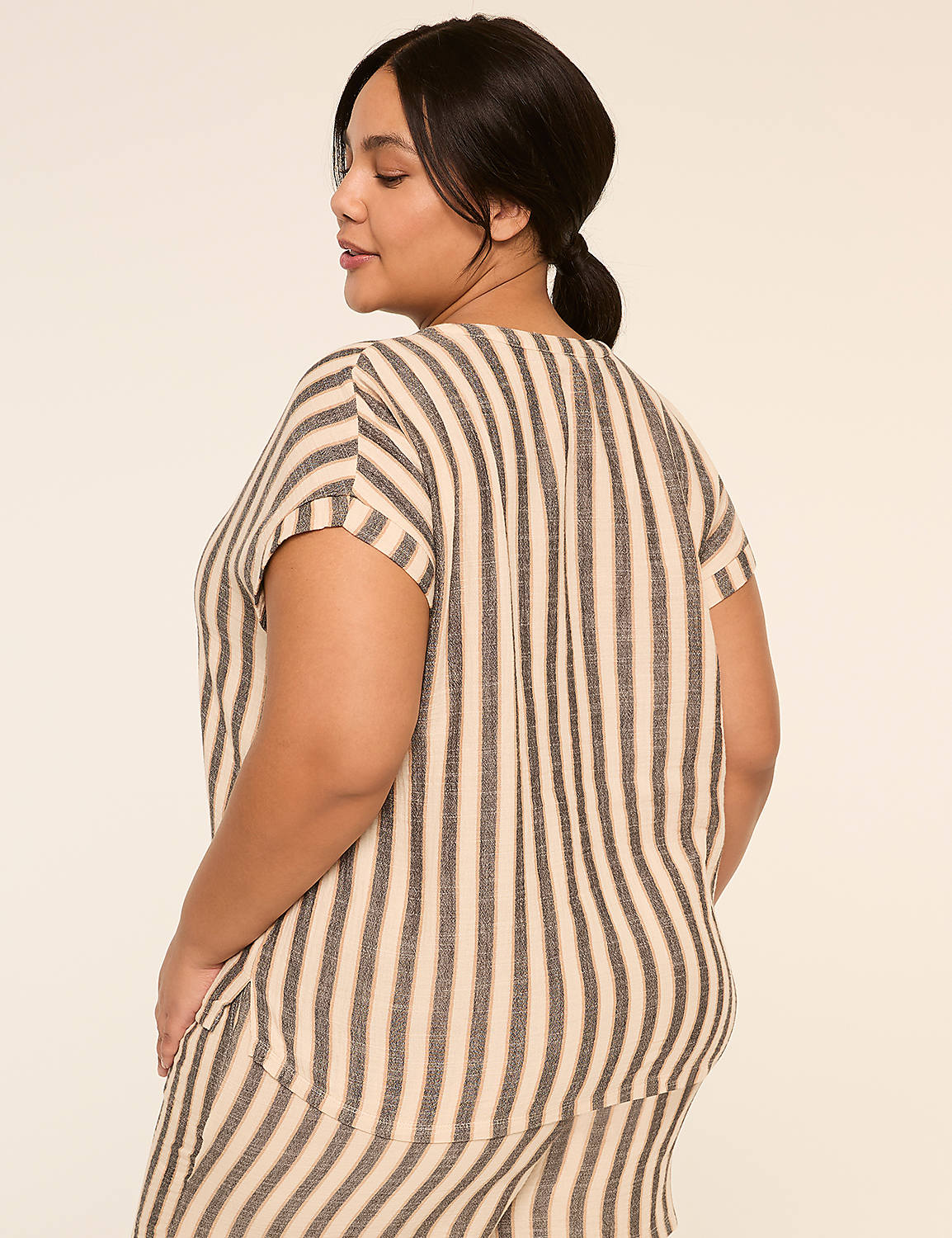 LIVI Notch-Neck Gauze Top Product Image 2