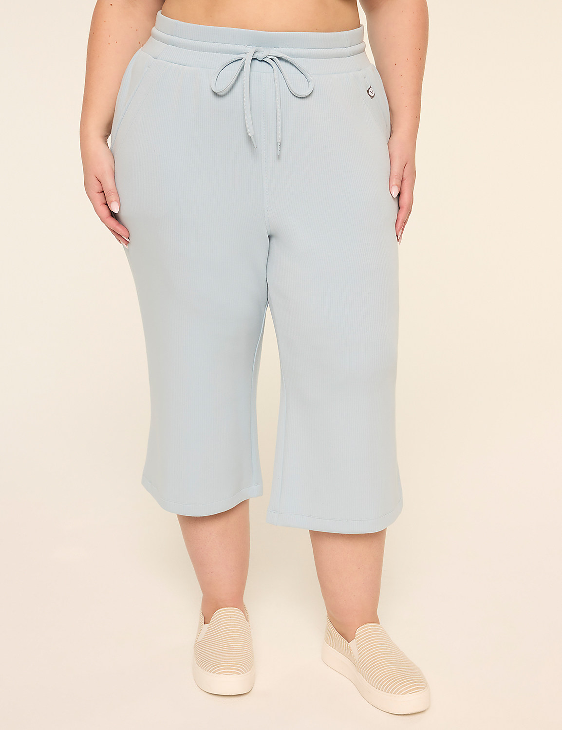 LIVI Ribbed Journey Relaxed Straight Crop Pant Product Image 1