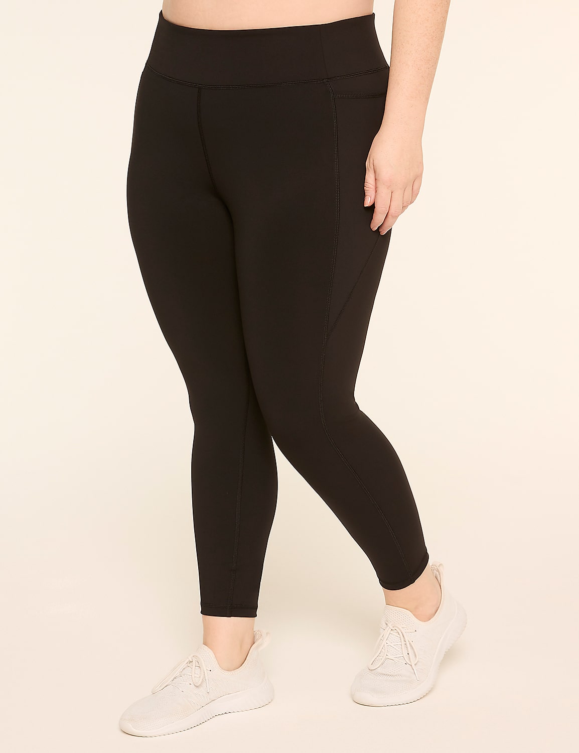 LIVI Go-Getter Wicking 7/8 Legging Product Image 1