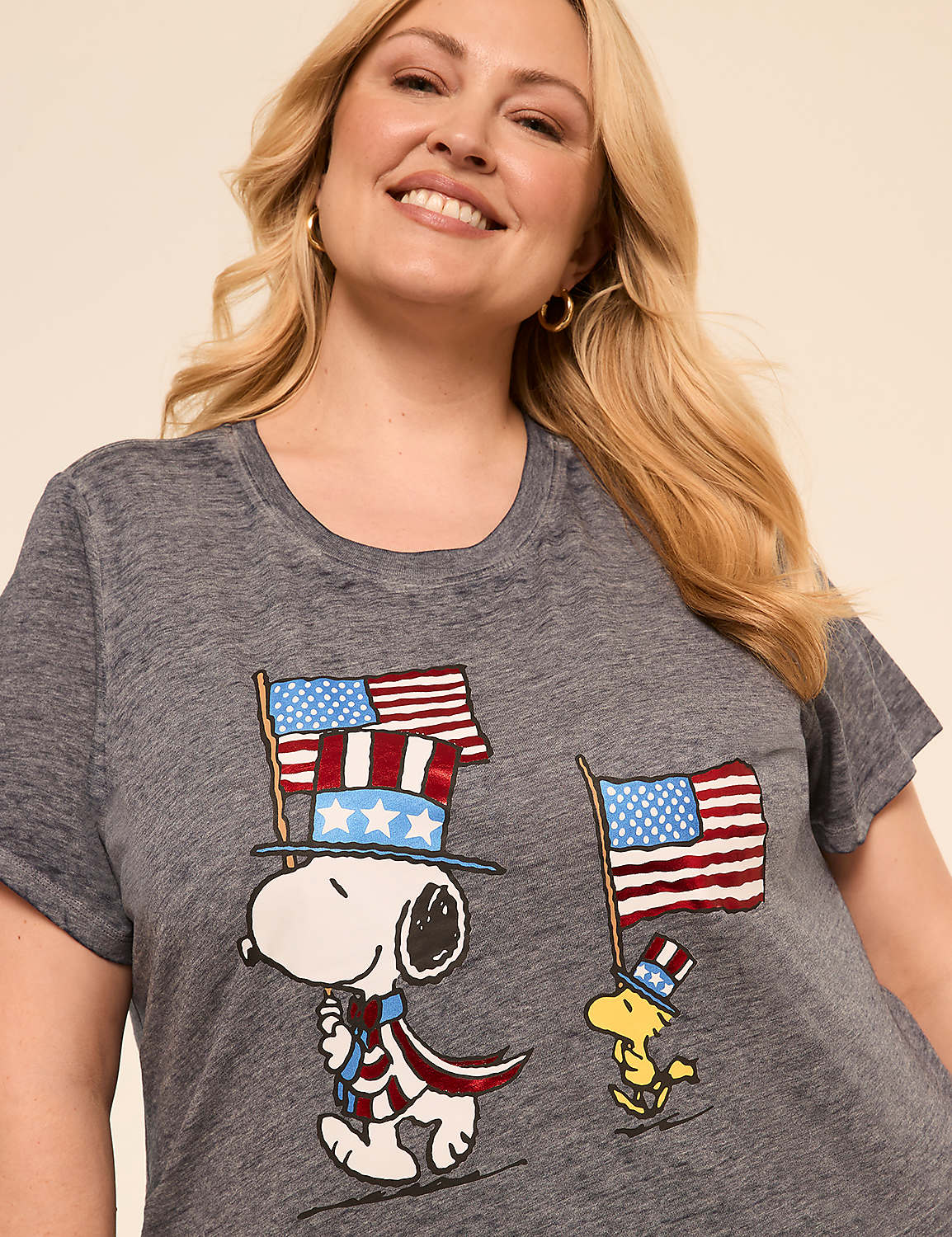 Americana Snoopy & Woodstock Graphic Tee Product Image 4