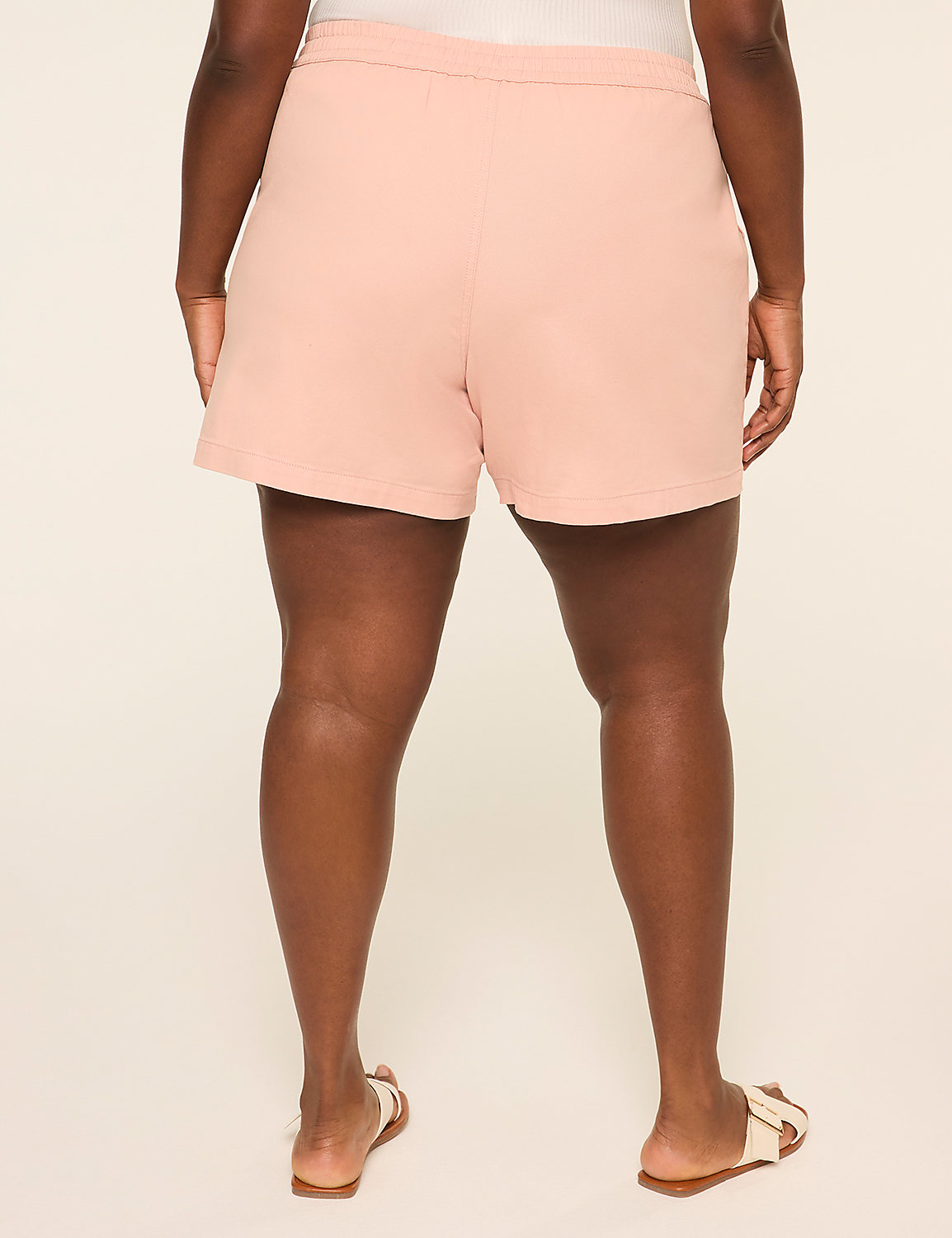 Relaxed Pull-On 5&rdquo; Short Product Image 2