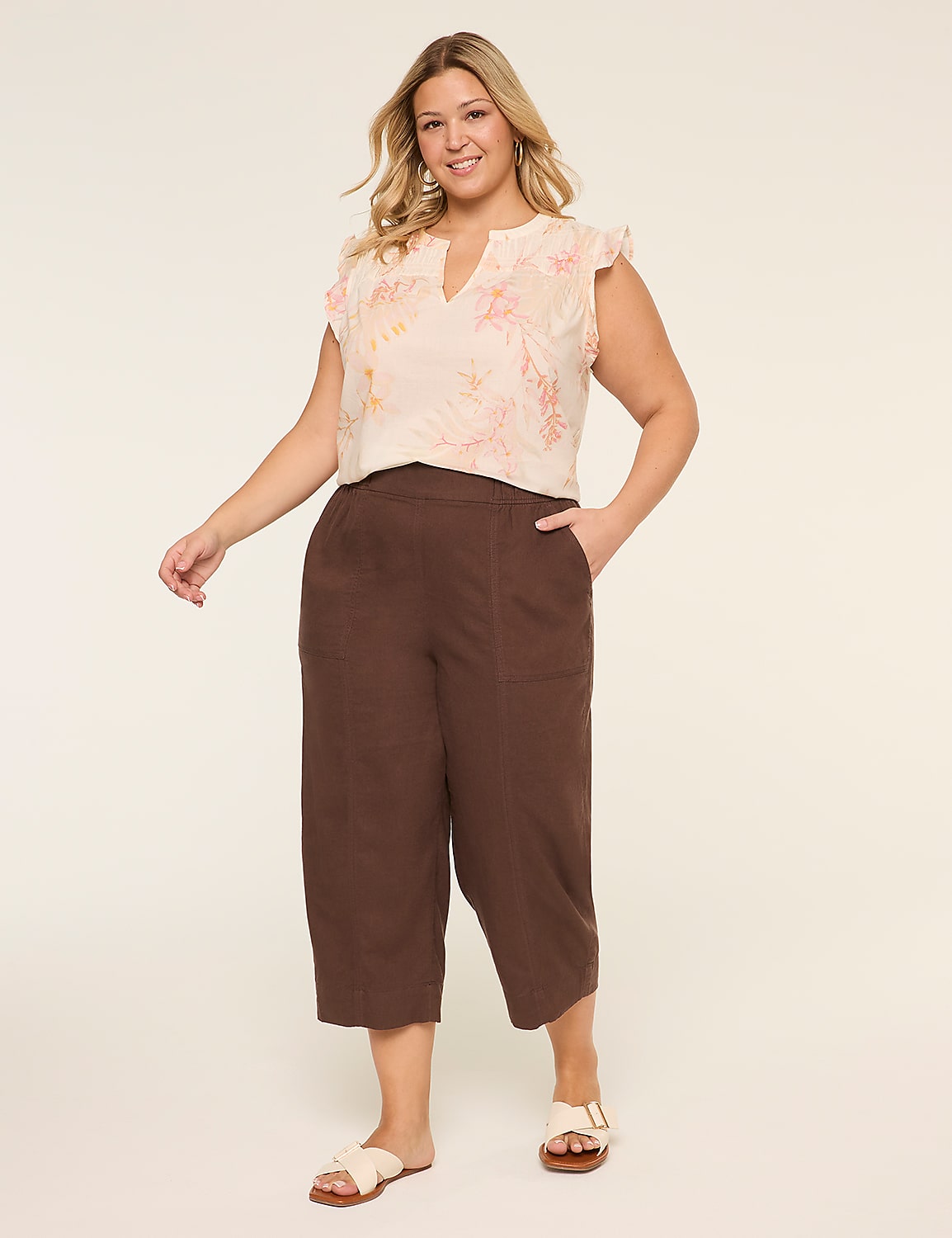 Linen-Blend Pull-On Straight Capri Pant Product Image 3