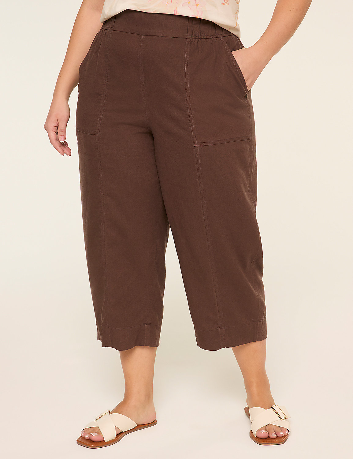 Linen-Blend Pull-On Straight Capri Pant Product Image 1