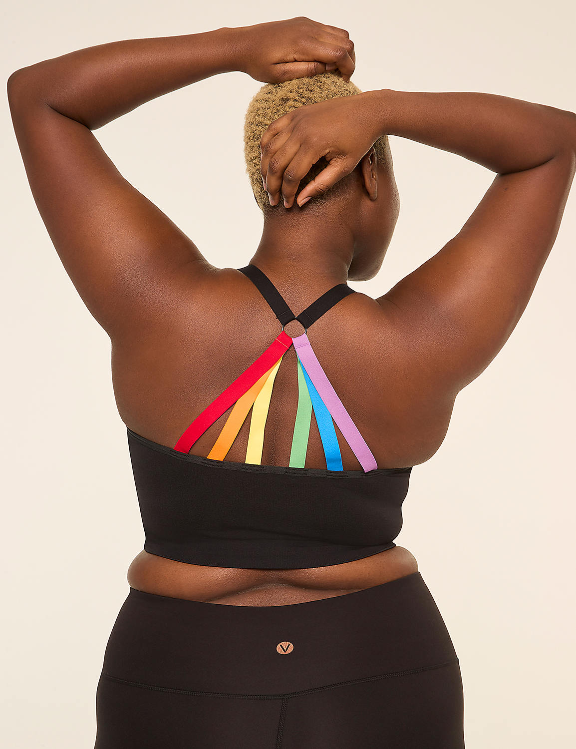 Low-Impact Seamless Strappy-Back Sports Bra Product Image 1