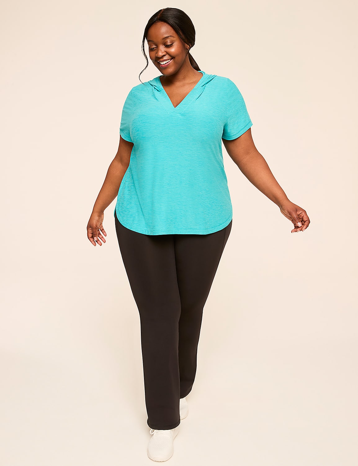 LIVI Soft Short-Sleeve V-Neck Hoodie Product Image 3
