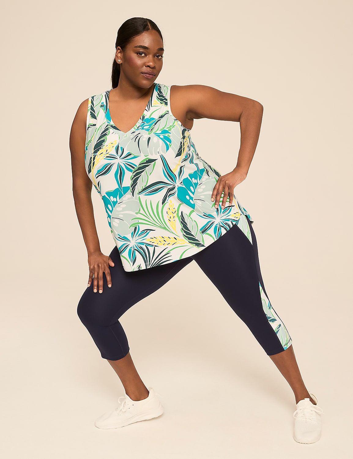 LIVI Soft Ruched-Back Tank Product Image 3