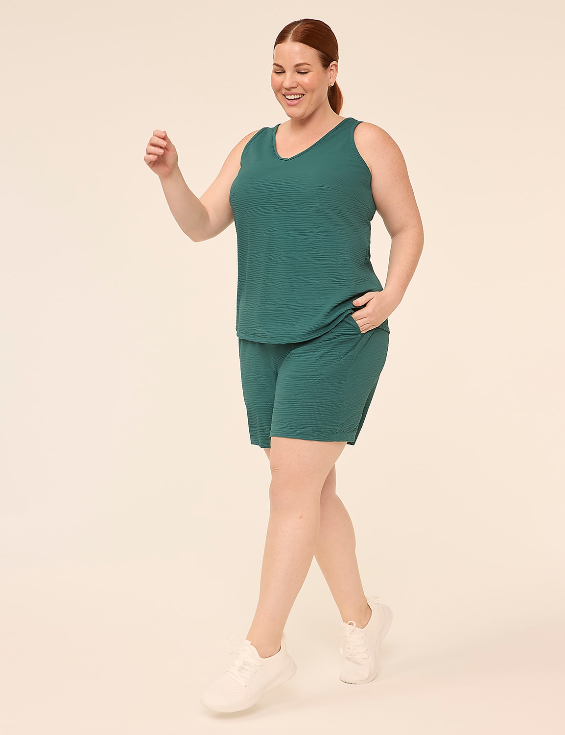 LIVI Textured Woven V-Neck Tank Product Image 3