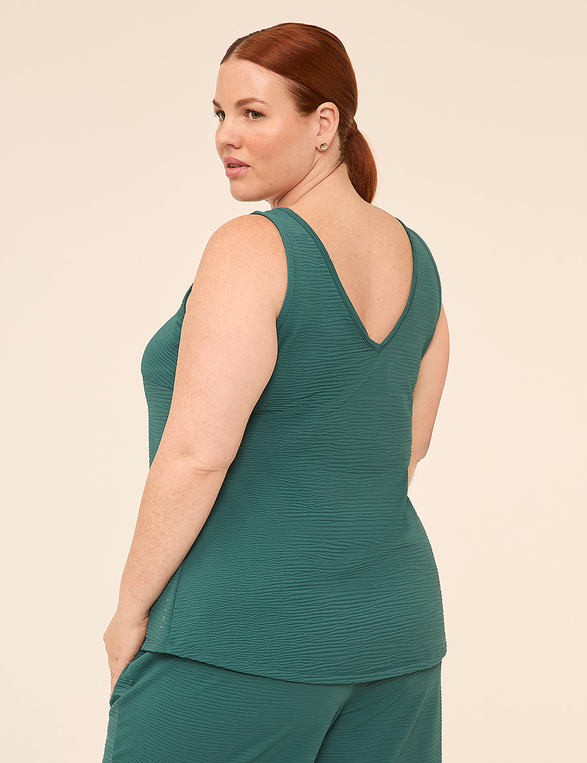 LIVI Textured Woven V-Neck Tank Product Image 2