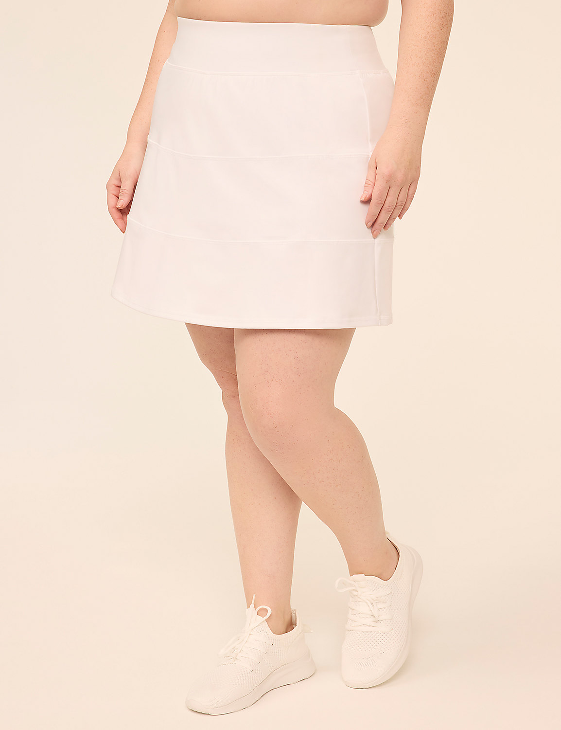 LIVI Go-Getter Wicking Seamed Skort Product Image 1