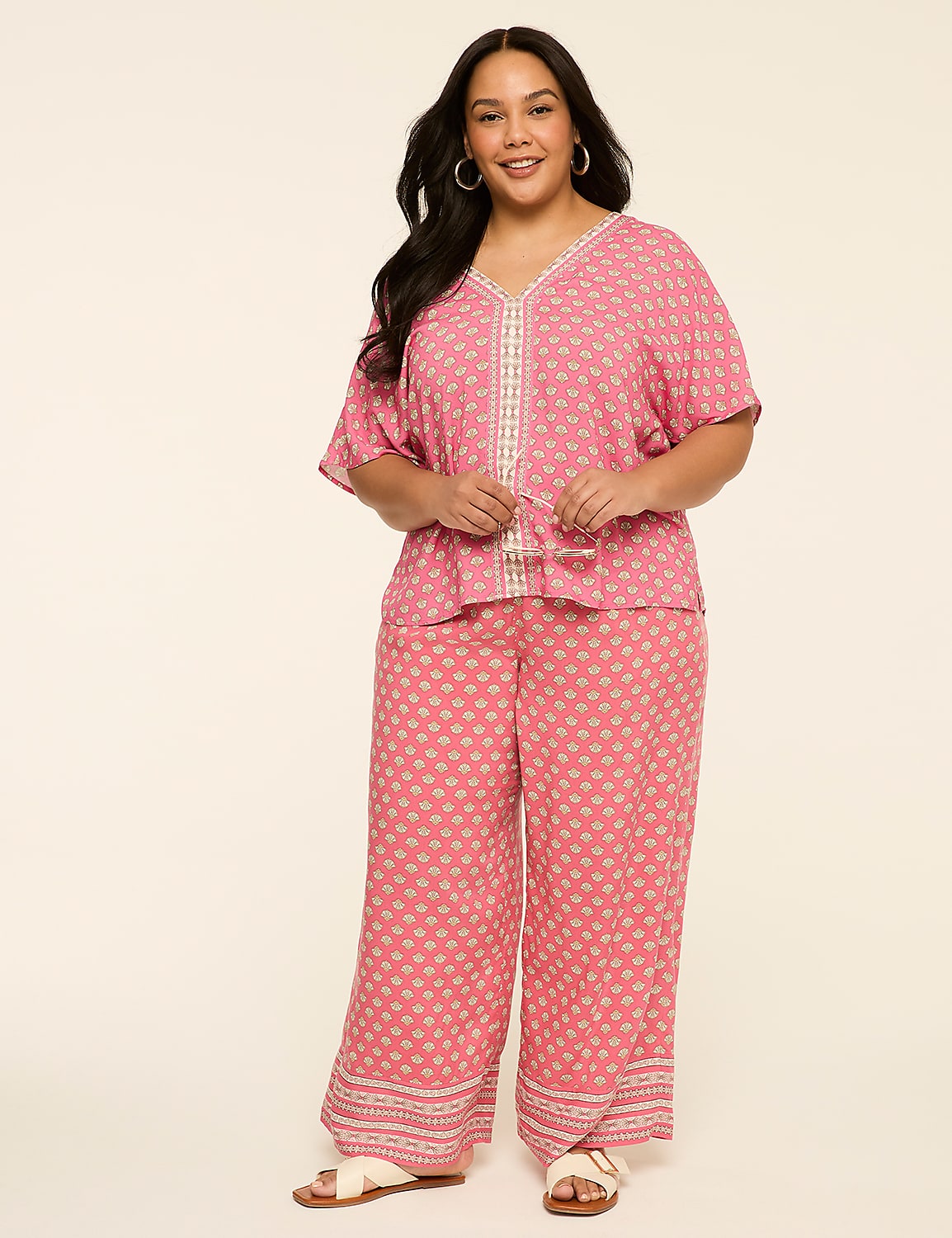 Pull-On Flowy Wide Leg Pant Product Image 3