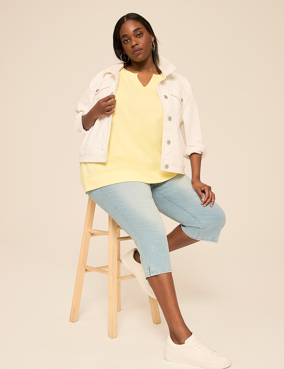 Short-Sleeve Notch-Neck Sweatshirt Product Image 3