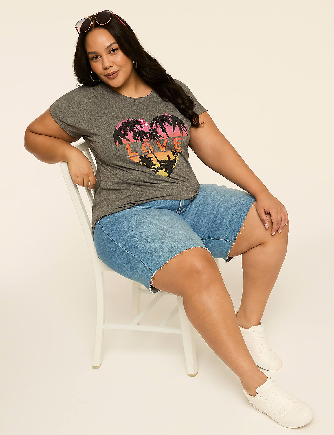 Tropical Love Graphic Tee Product Image 3