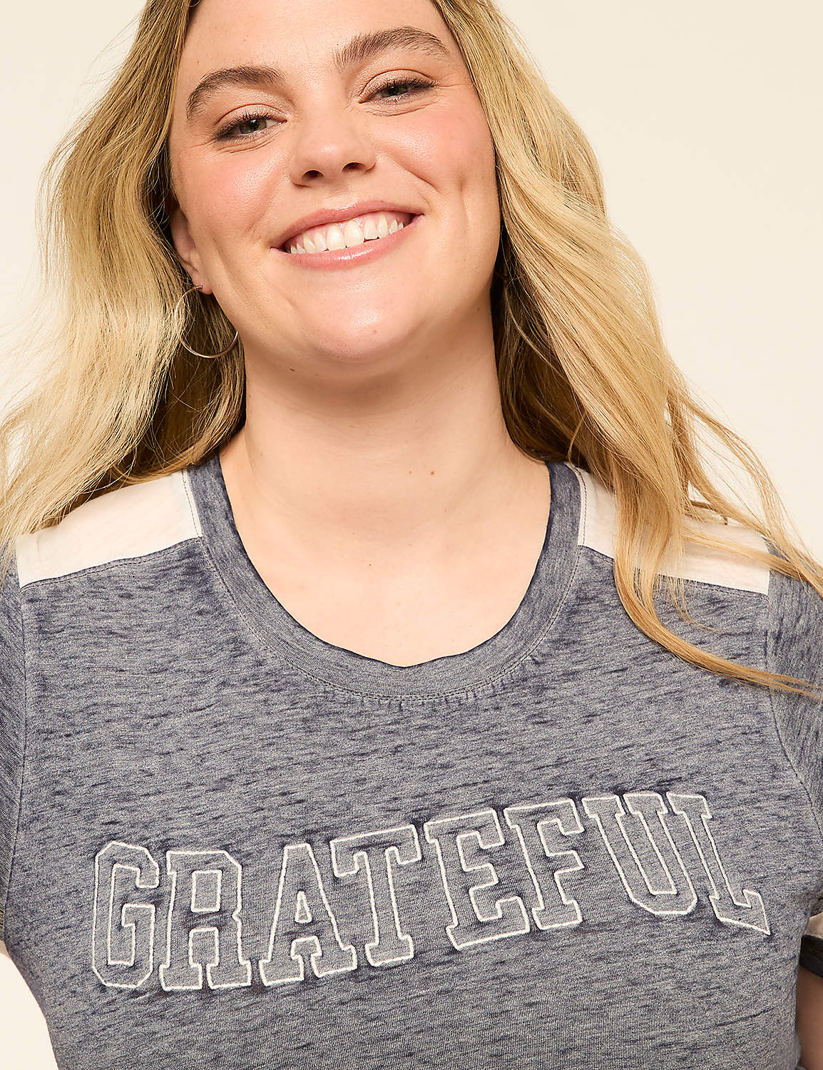 Grateful Graphic Tee Product Image 10