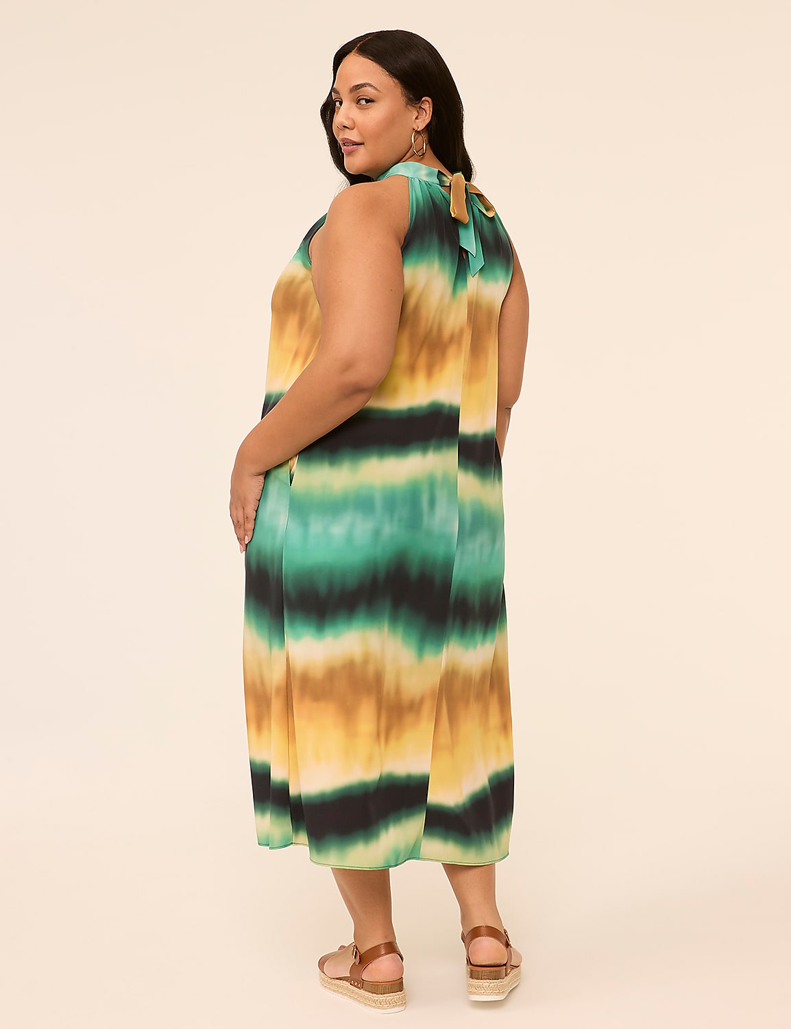 Halter-Neck Maxi Dress Product Image 2