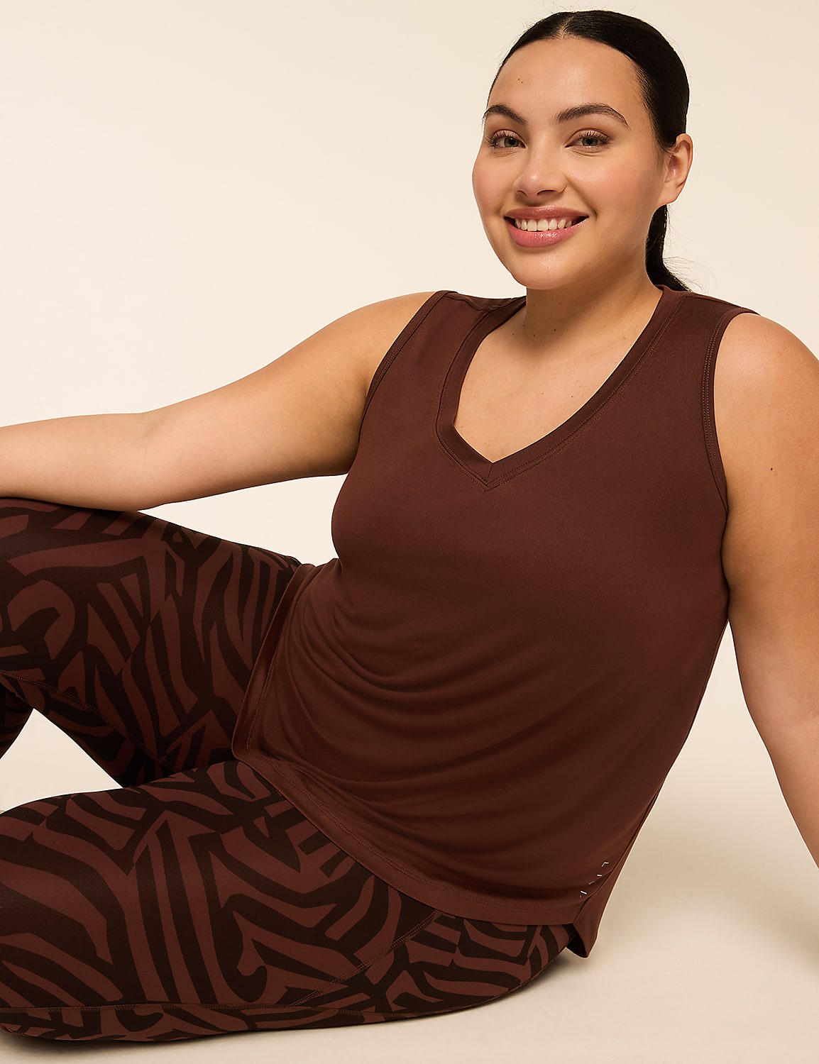 LIVI Soft Ruched-Back Tank Product Image 3