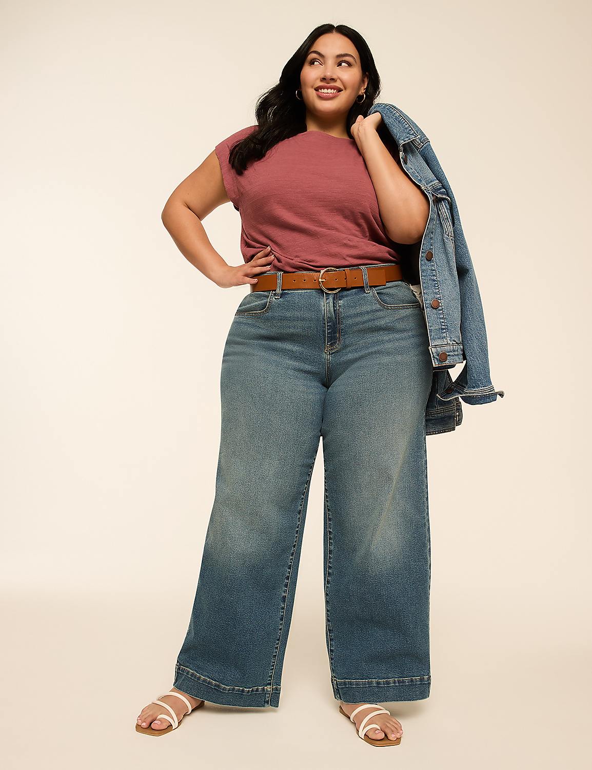 360 Flex Signature Fit Wide Leg Jean Product Image 3