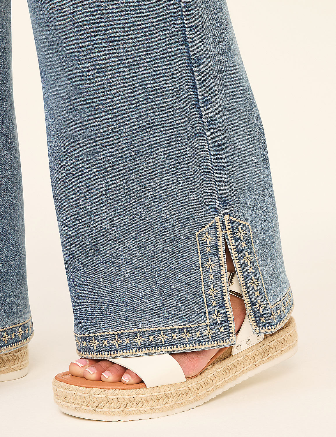 Genius Embroidered Split-Hem Bootcut Jean Product Image 4