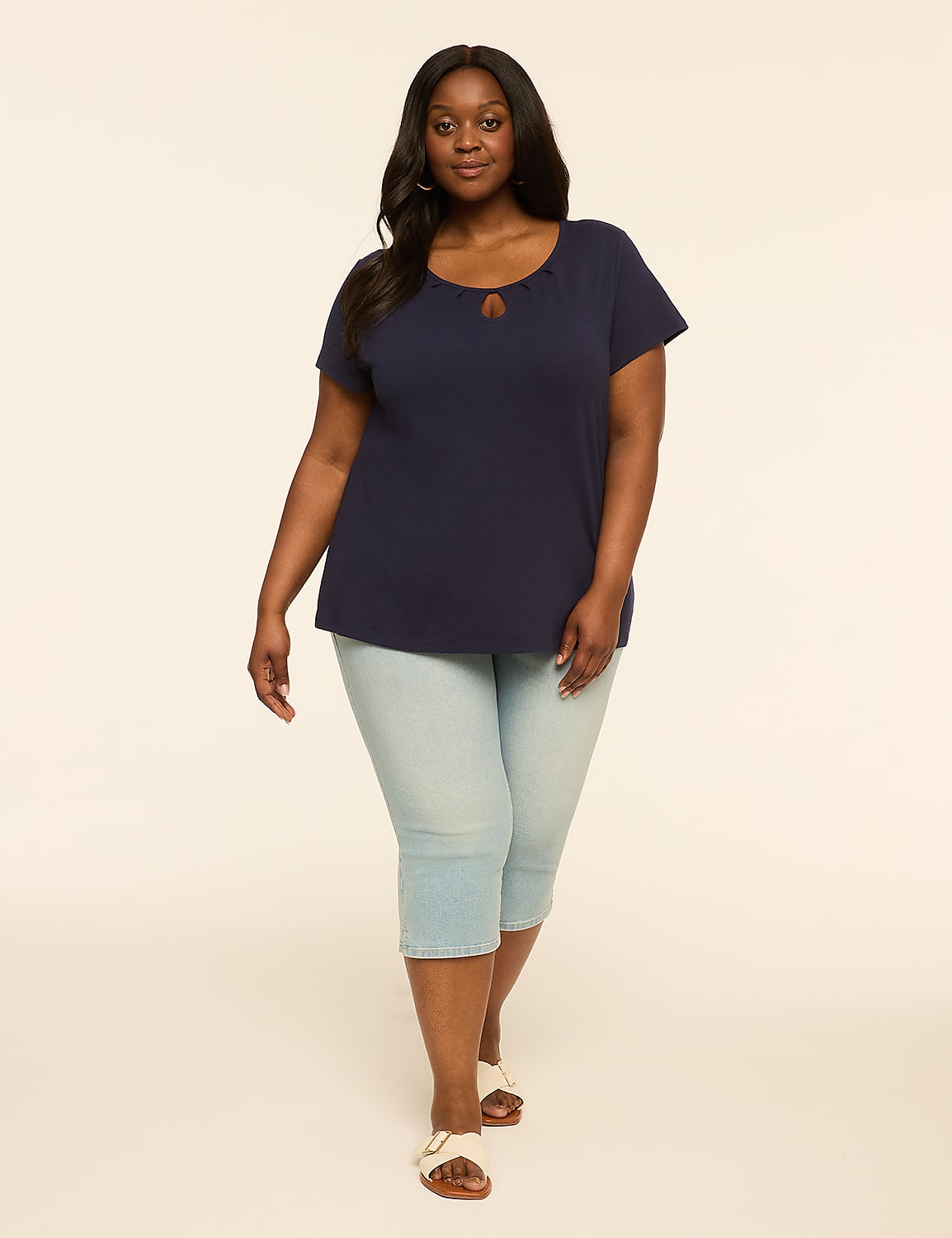 Scoop-Neck Keyhole Top Product Image 3