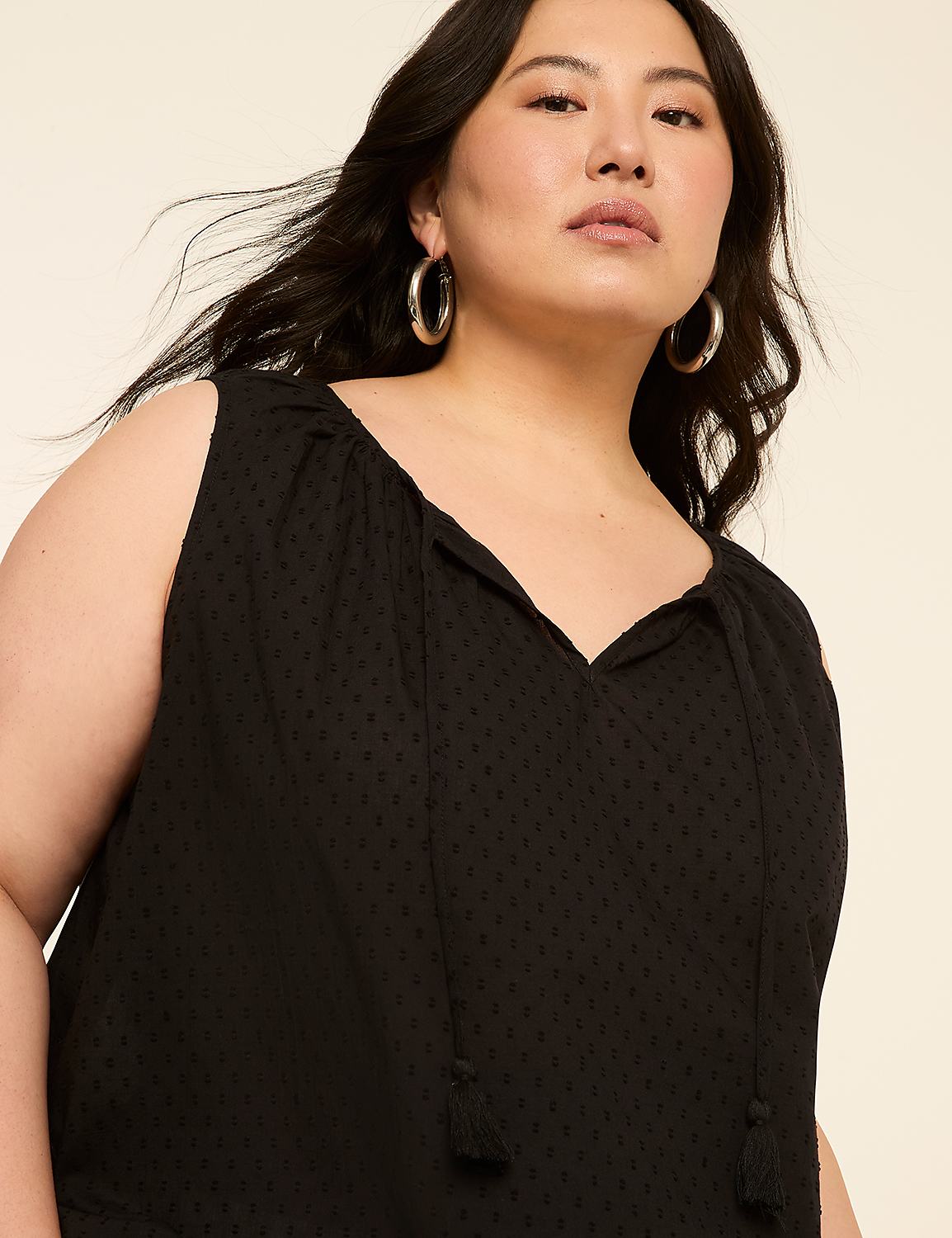 Sleeveless Tie-Neck Blouse Product Image 6