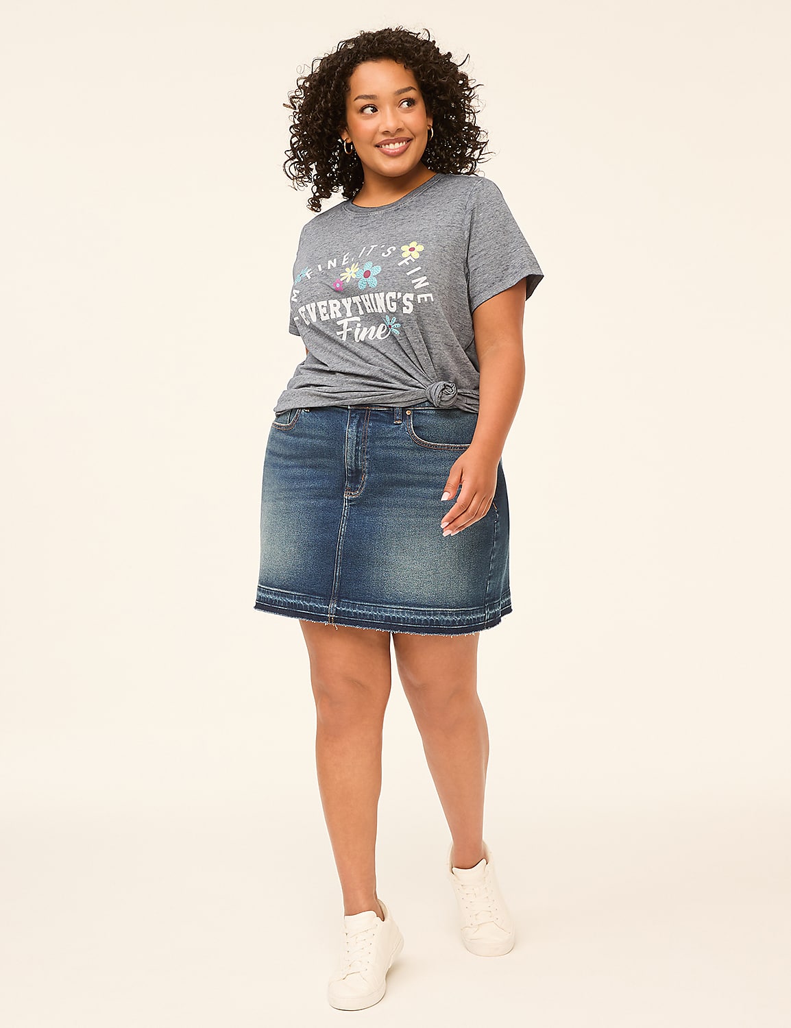 I'm Fine, It's Fine, Everything's Fine Graphic Tee Product Image 3