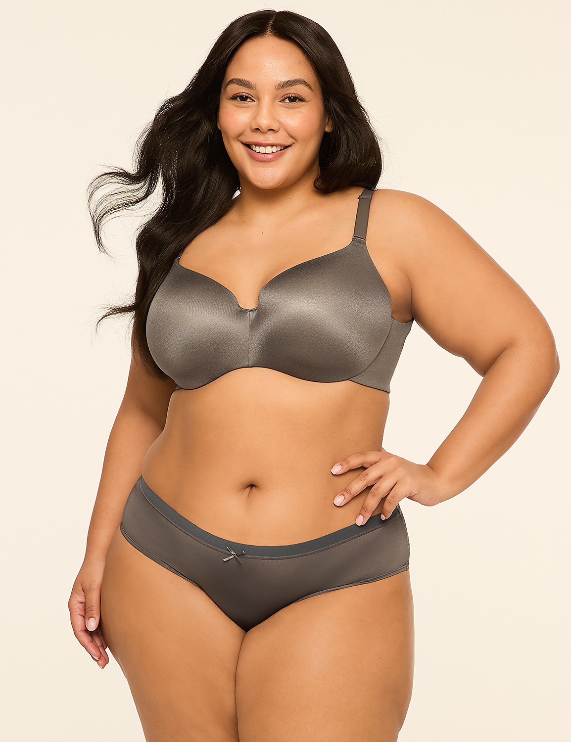 Invisible Backsmoother Lightly Lined Balconette Bra Product Image 4