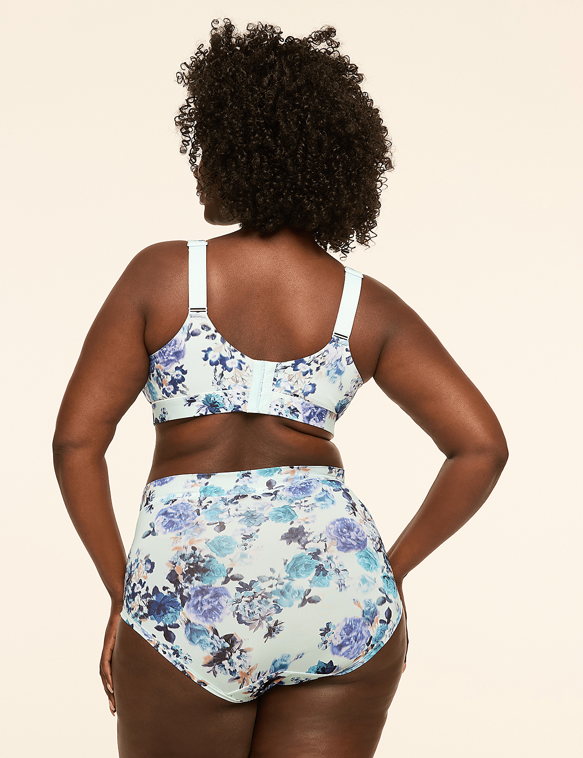 Comfort Bliss&reg; Lightly Lined Full Coverage Bra Product Image 2